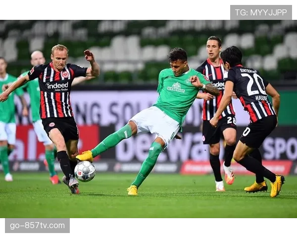 德甲数据观察：四月联赛场均拦截次数上升，混合防守战术成主流